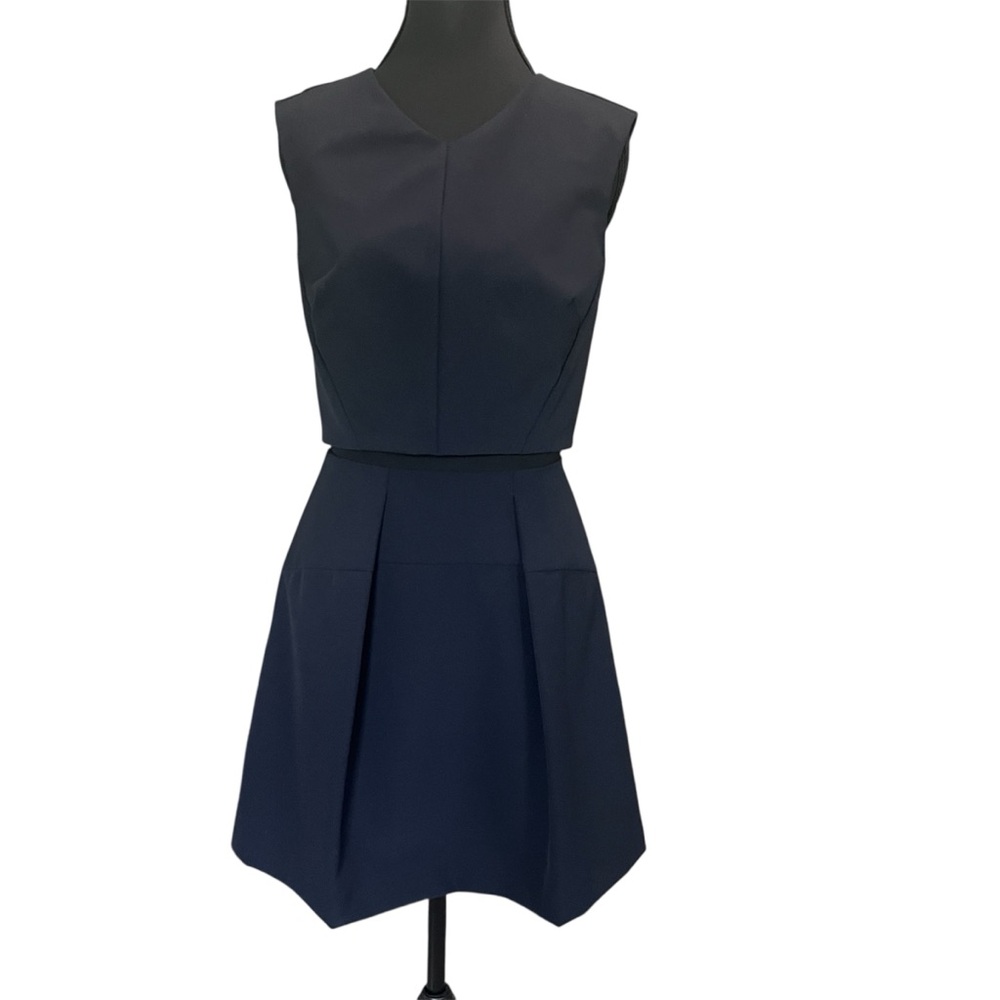 Rebecca Taylor A-lone Navy Sleeveless Mesh Waist Crop Overlay Dress size 2